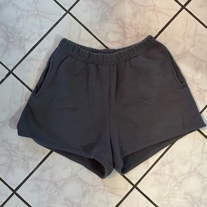 Set active shorts